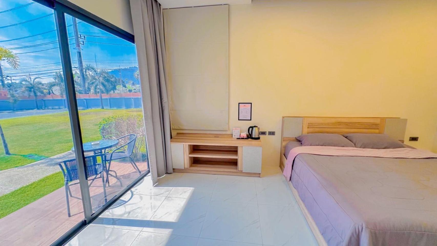 The Memories Hill Phuket Hotel Таланг Екстериор снимка